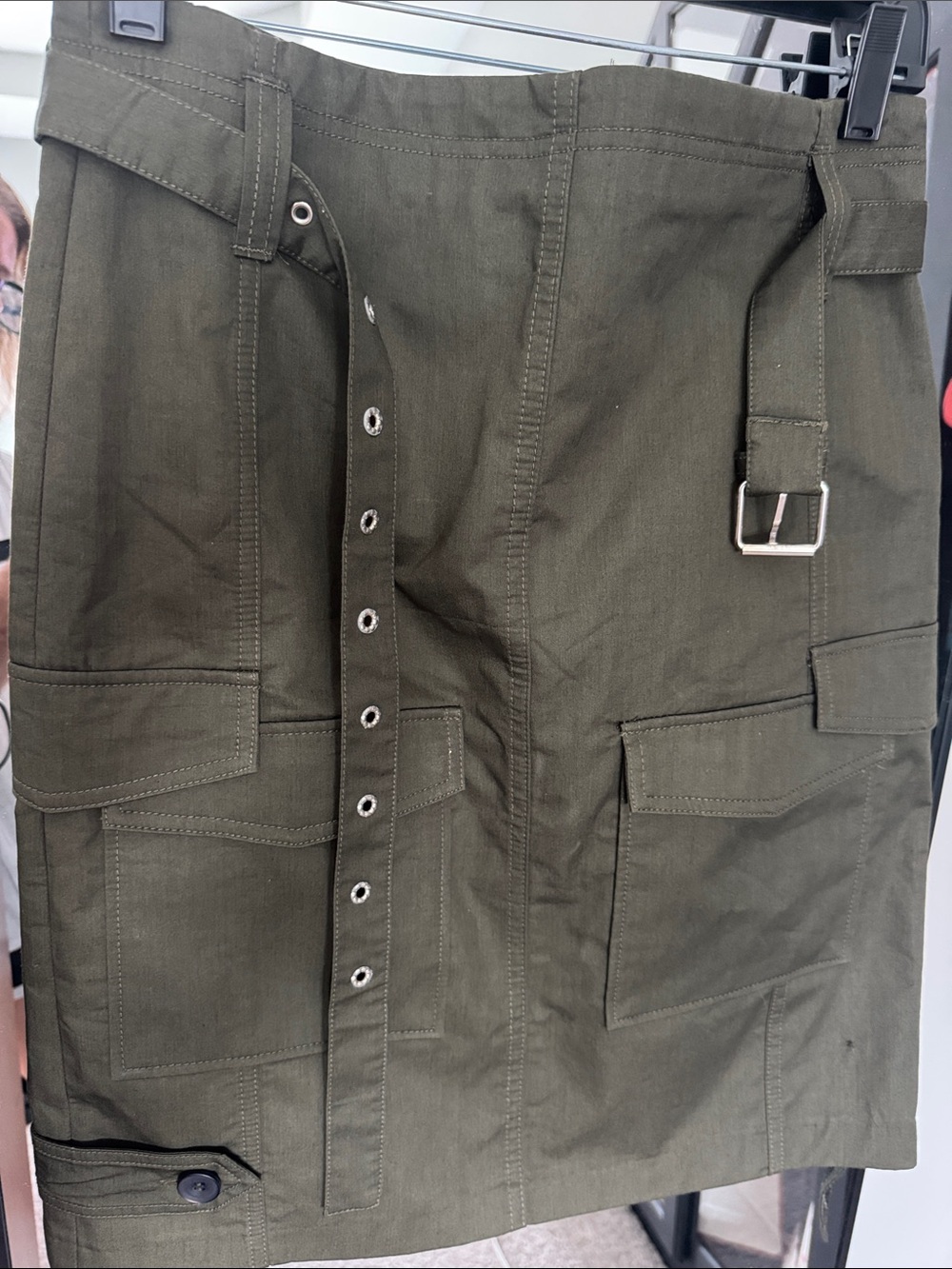 Zara woman’s Olive Green Cargo Utility skirt size small